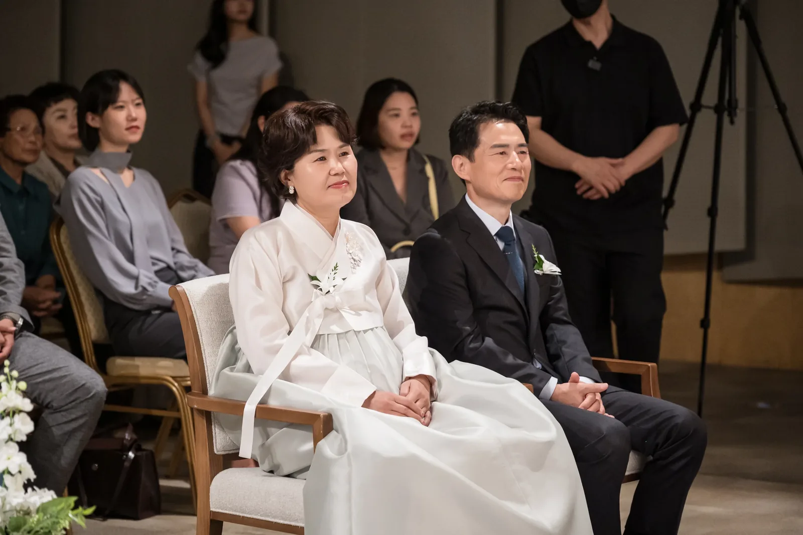 포스코컨벤션 본식사진촬영 하객석에서 지켜보는 혼주
