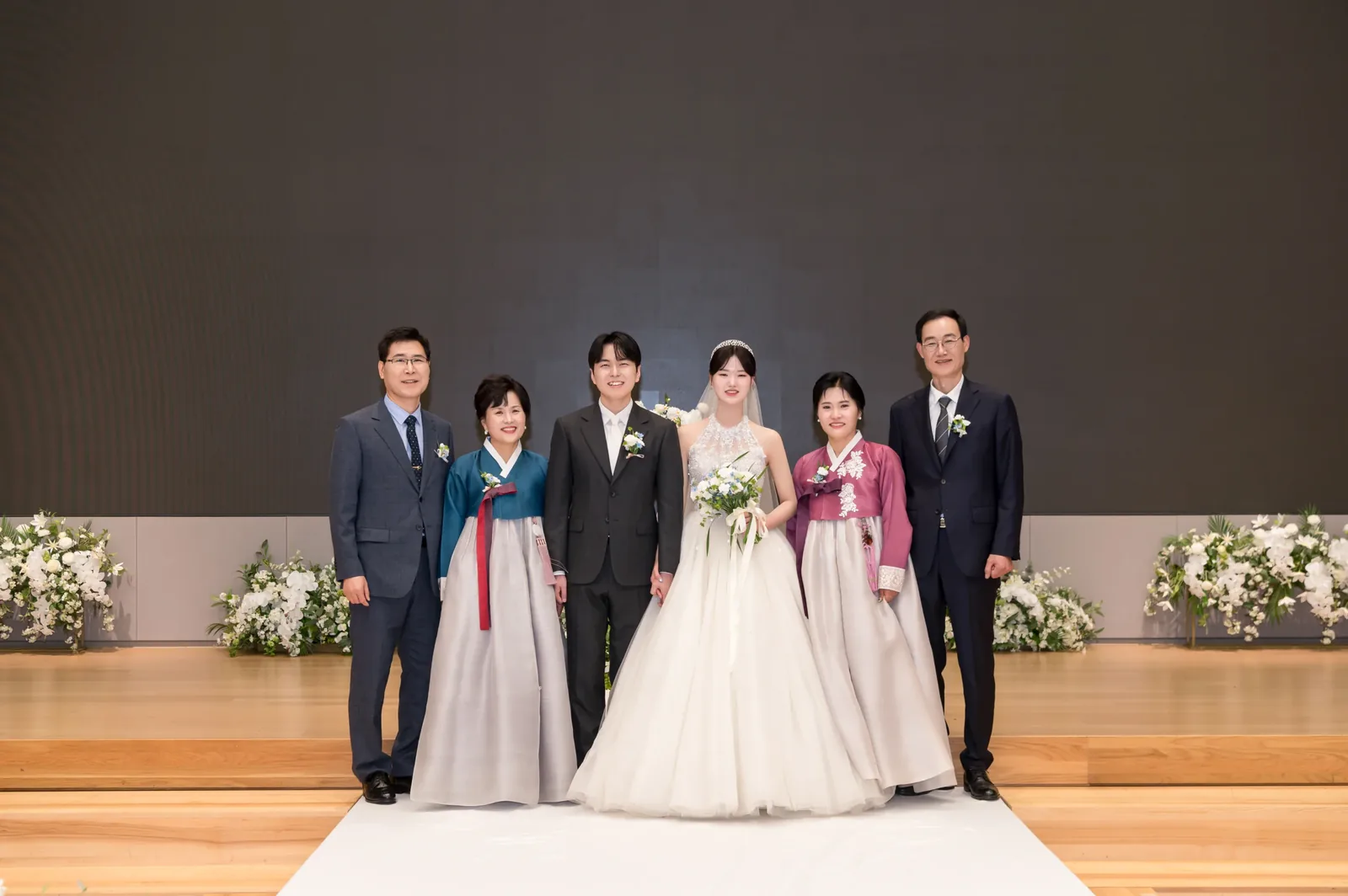 삼성금융캠퍼스 본식사진후기 양가 가족 단체컷