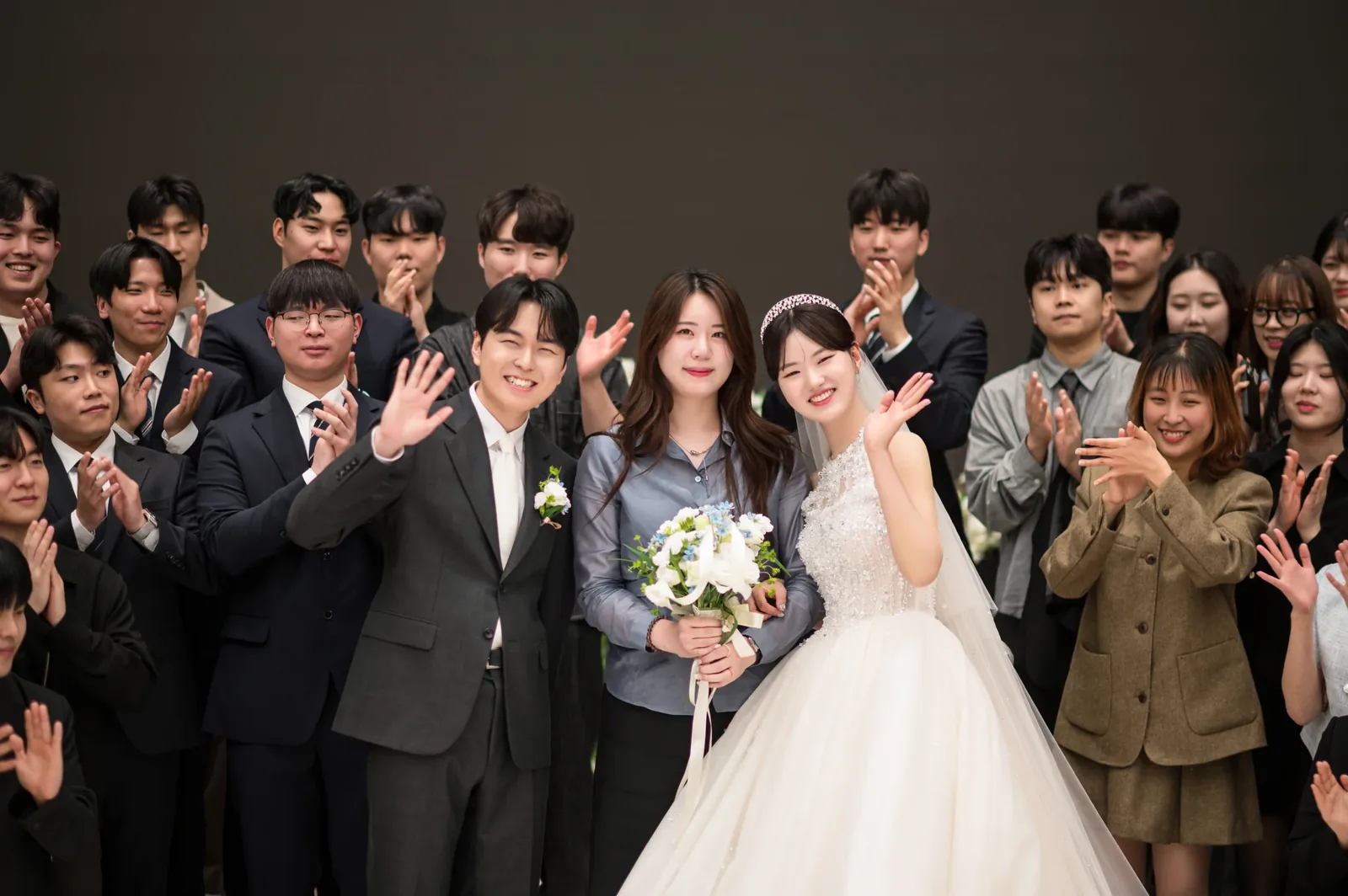 삼성금융캠퍼스 본식사진후기 하객과 함께한 원판 촬영